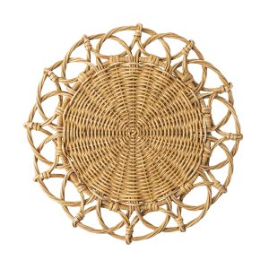 Natural woven Provence placemat made of rattan, featuring overlapping circles along the outside edge. Available at Mt. Pleasant home decor store GDC Home