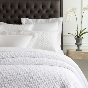 textured white coverlet bed set