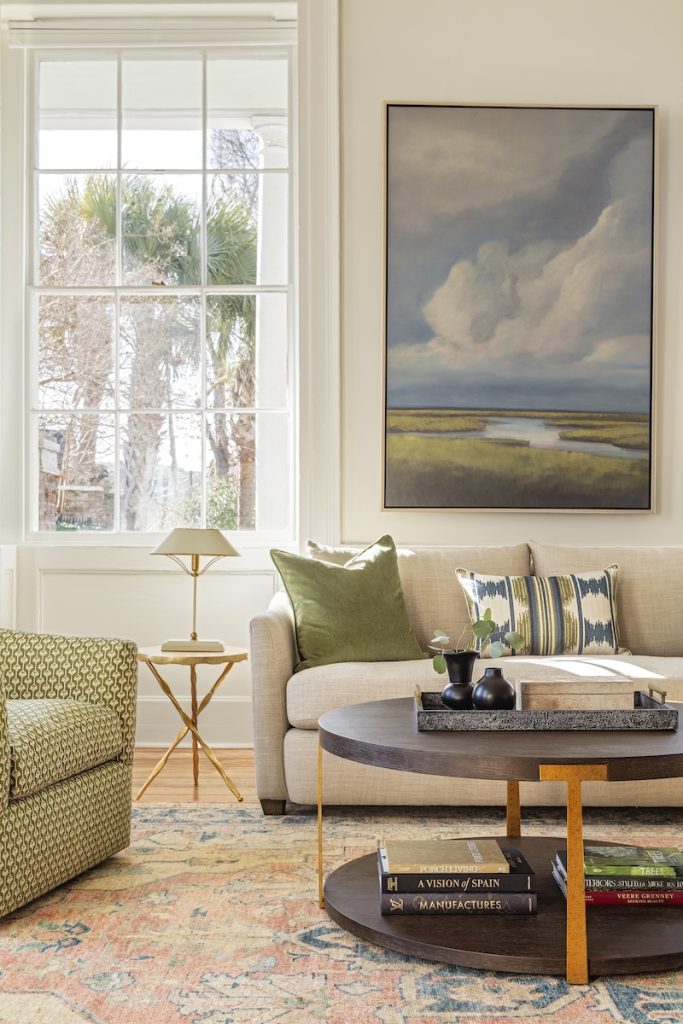 Fall décor styling tips for Mount Pleasant homes, adding warmth and seasonal charm.