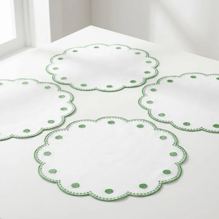 Tessuti Round Placemat with Dots, Set of 4 - Image 3