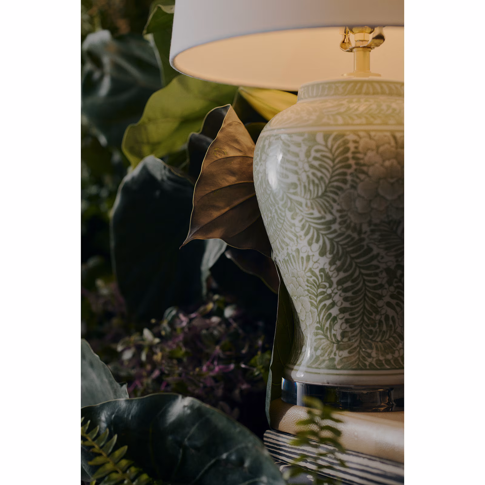 Faye Ceramic Table Lamp - Image 6