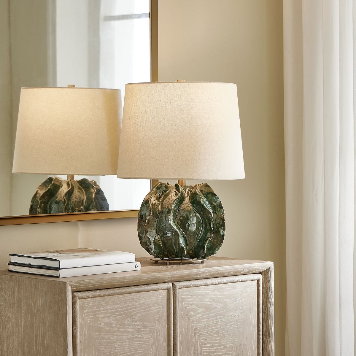 Guinevere Table Lamp - Image 4